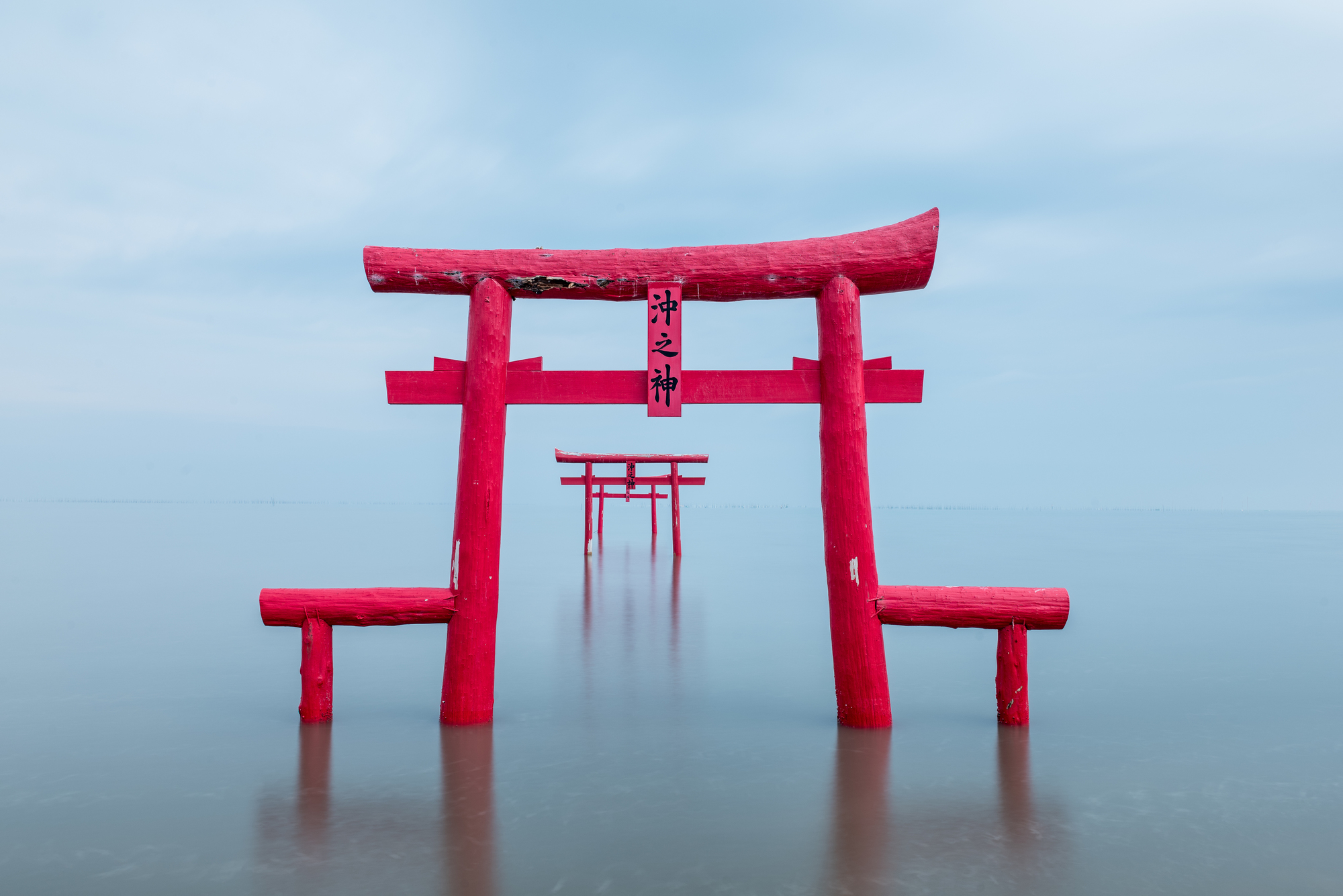 佐賀県太良町大魚神社の海中鳥居.jpg