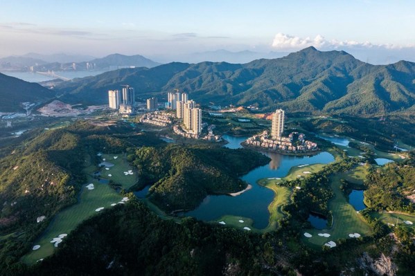 星河山海半岛航拍实景图